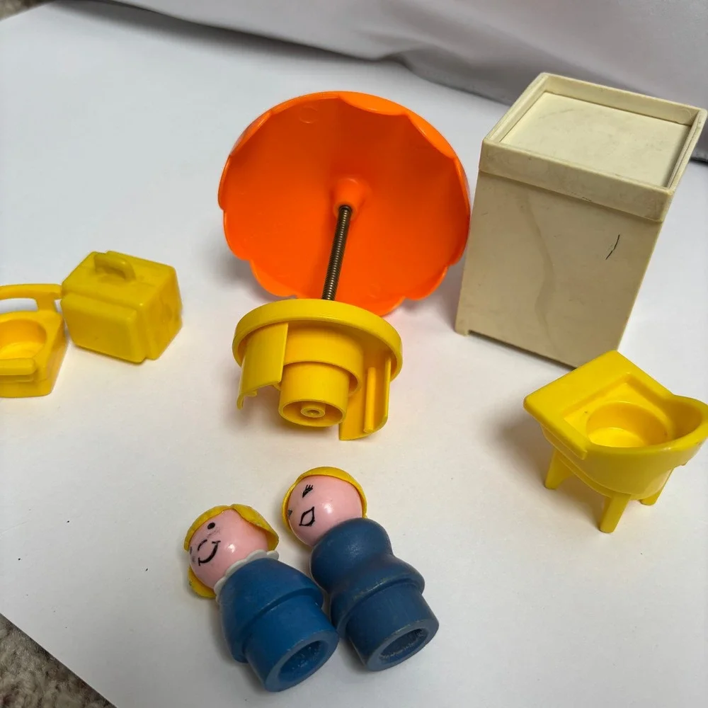 Vintage Fisher Price Little People Travel Set Phone Booth Umbrella Table Figures